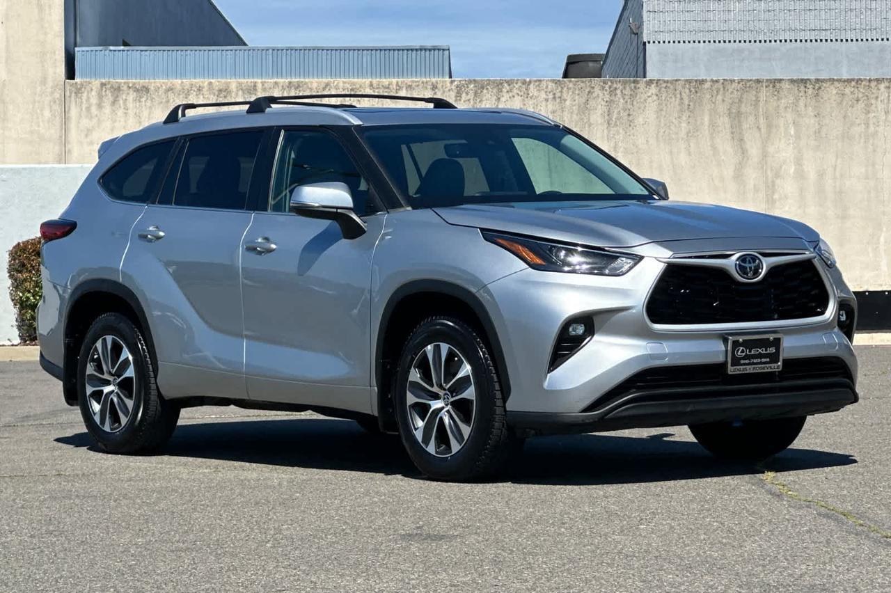 2023 Toyota Highlander XLE Roseville CA