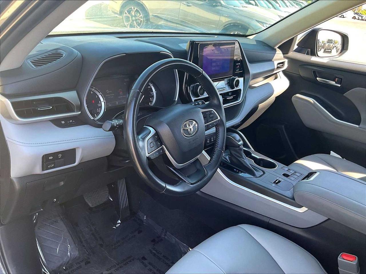 2023 Toyota Highlander XLE Roseville CA