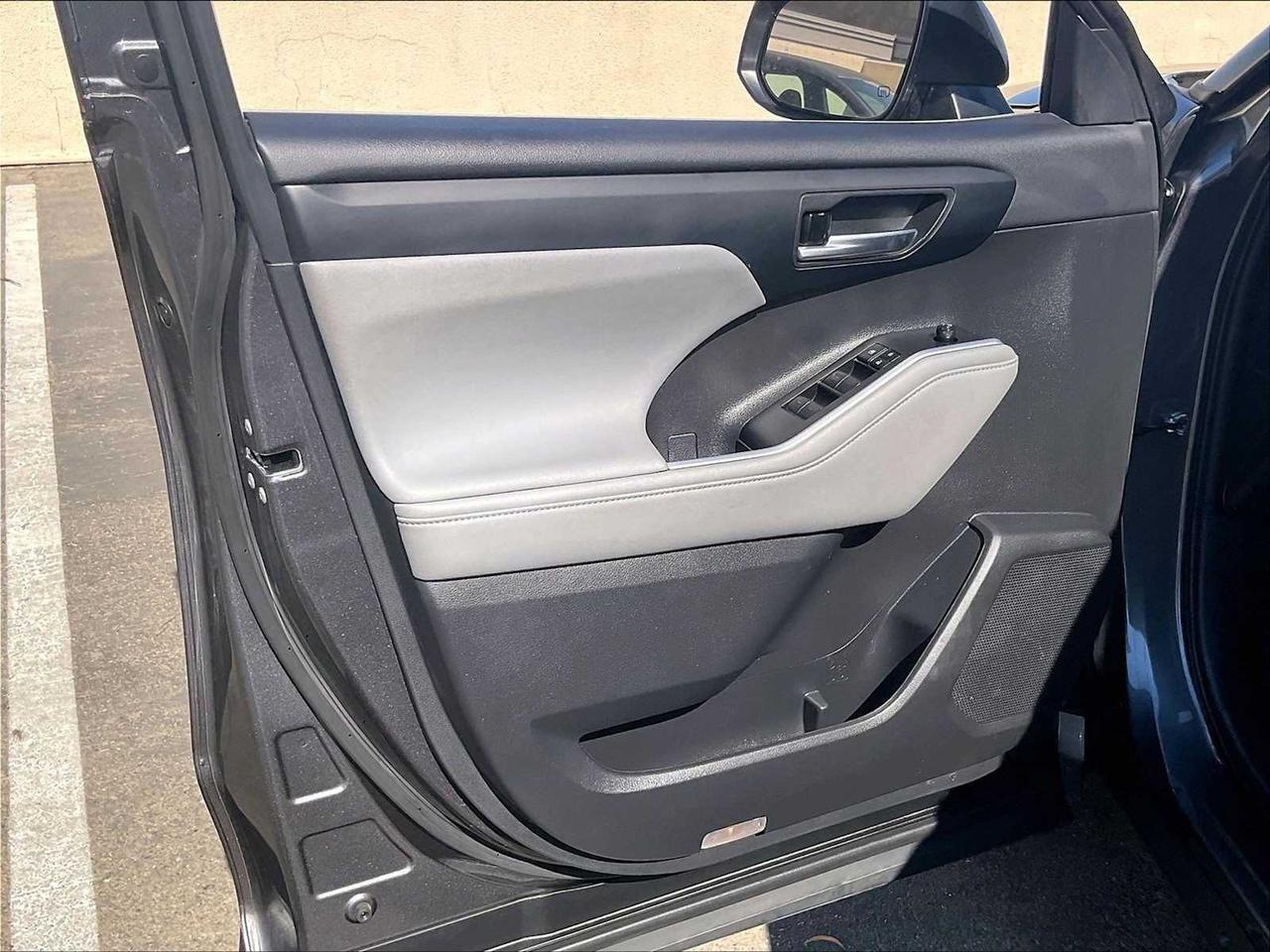 2023 Toyota Highlander XLE Roseville CA