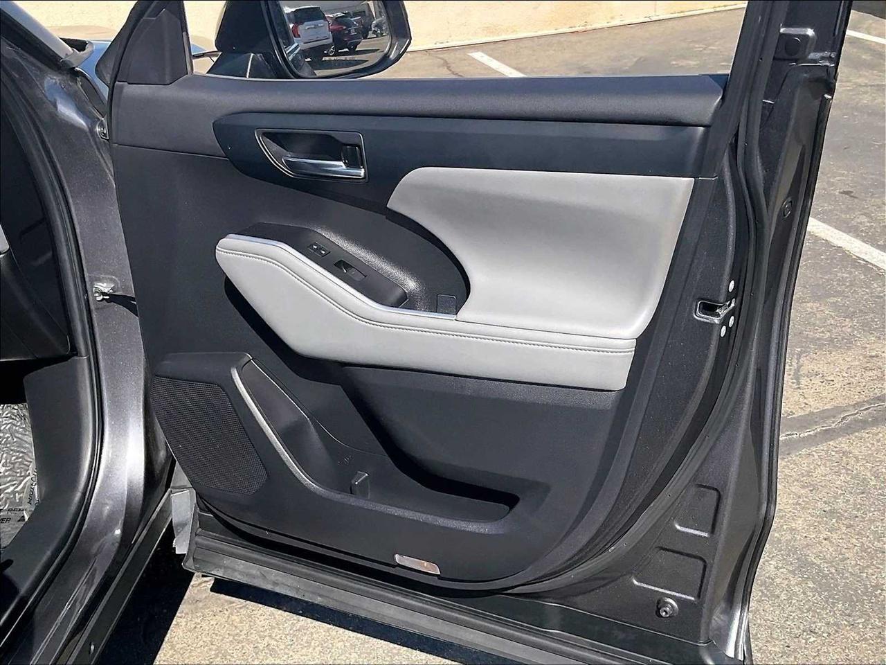 2023 Toyota Highlander XLE Roseville CA