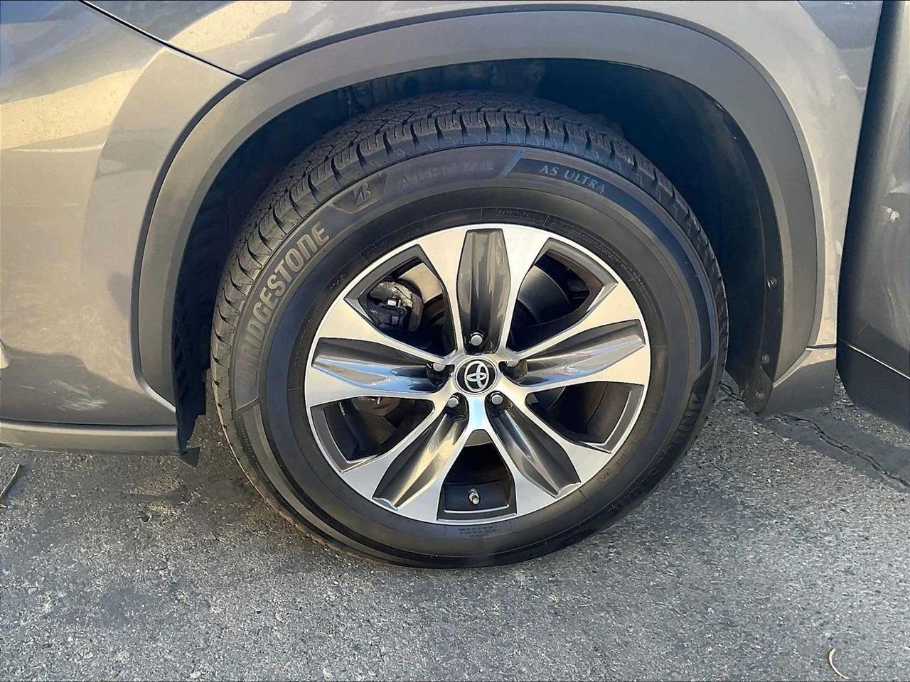 2023 Toyota Highlander XLE Roseville CA