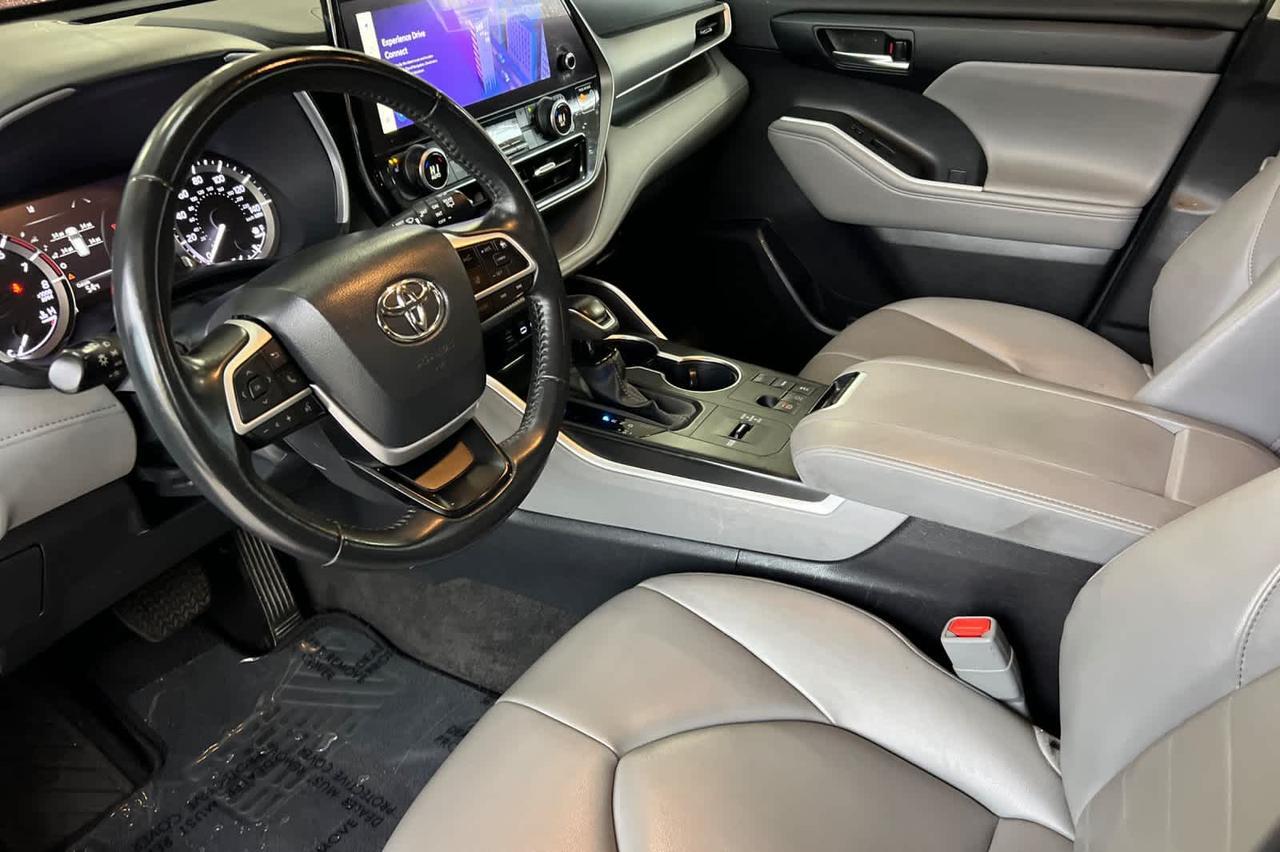 2023 Toyota Highlander XLE Roseville CA