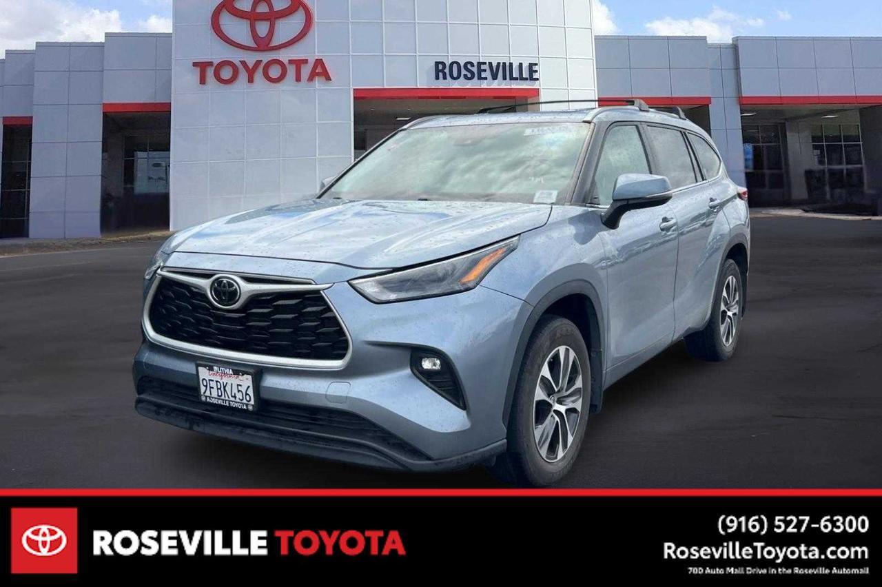 2023 Toyota Highlander XLE