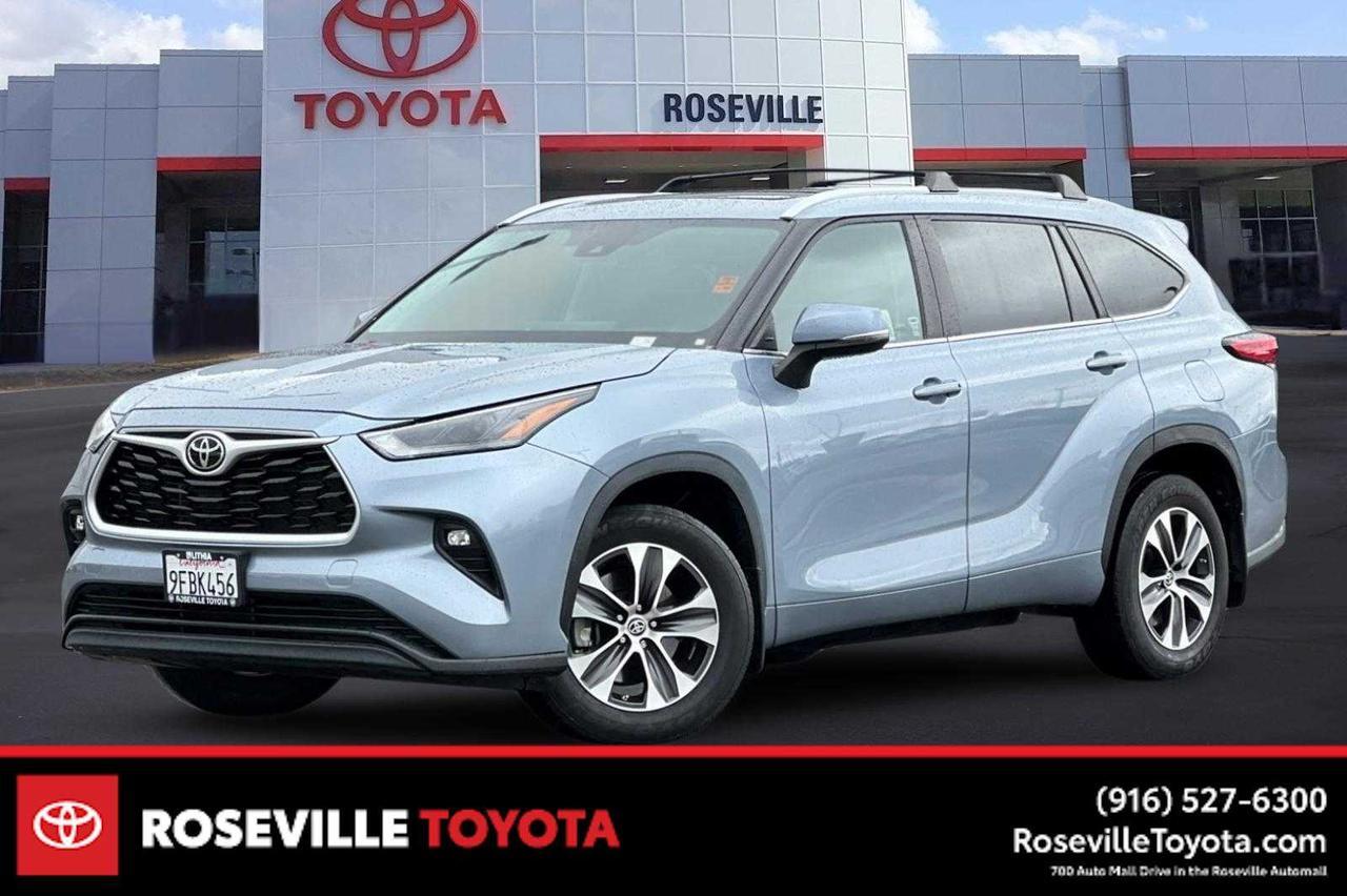 2023 Toyota Highlander XLE
