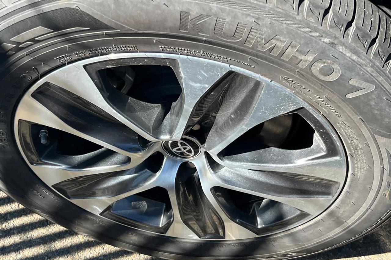 2023 Toyota Highlander XLE Roseville CA