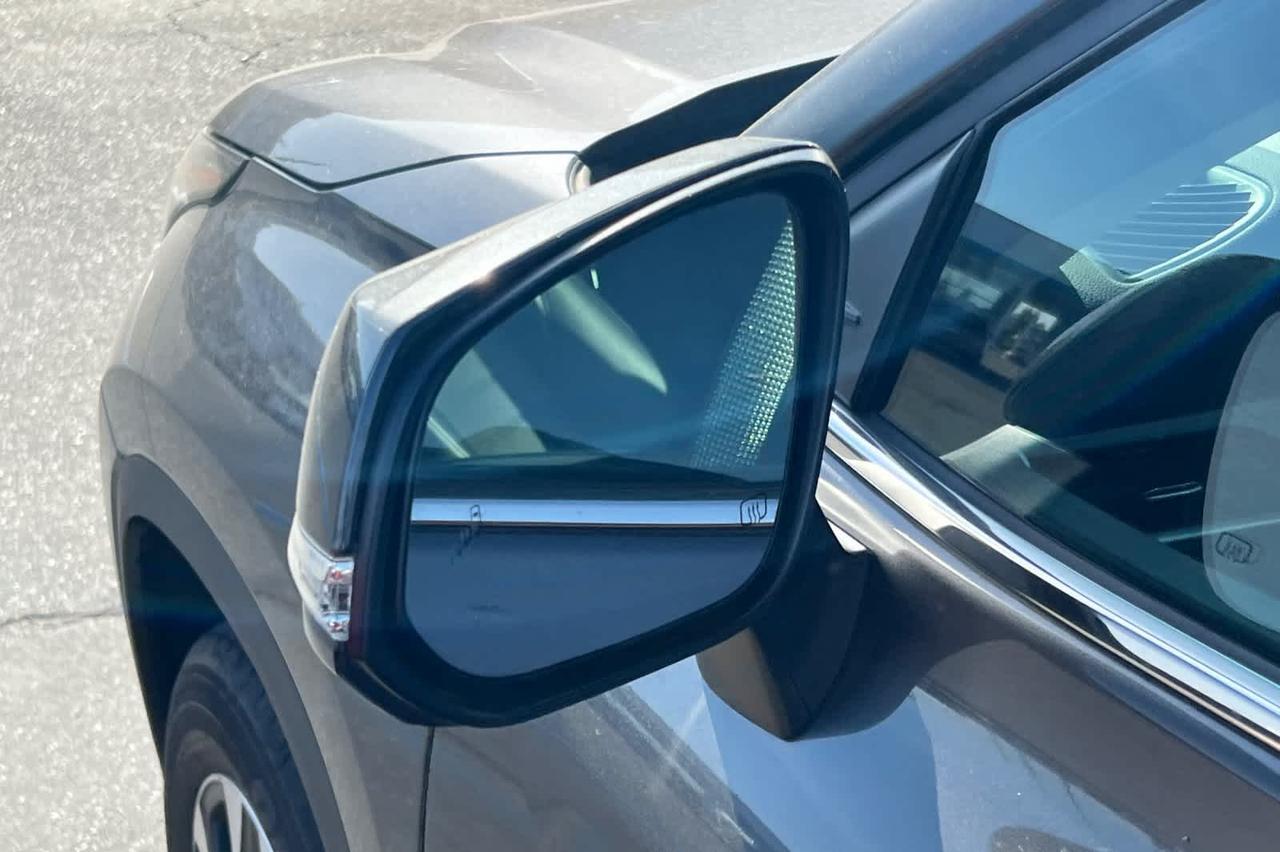2023 Toyota Highlander XLE Roseville CA