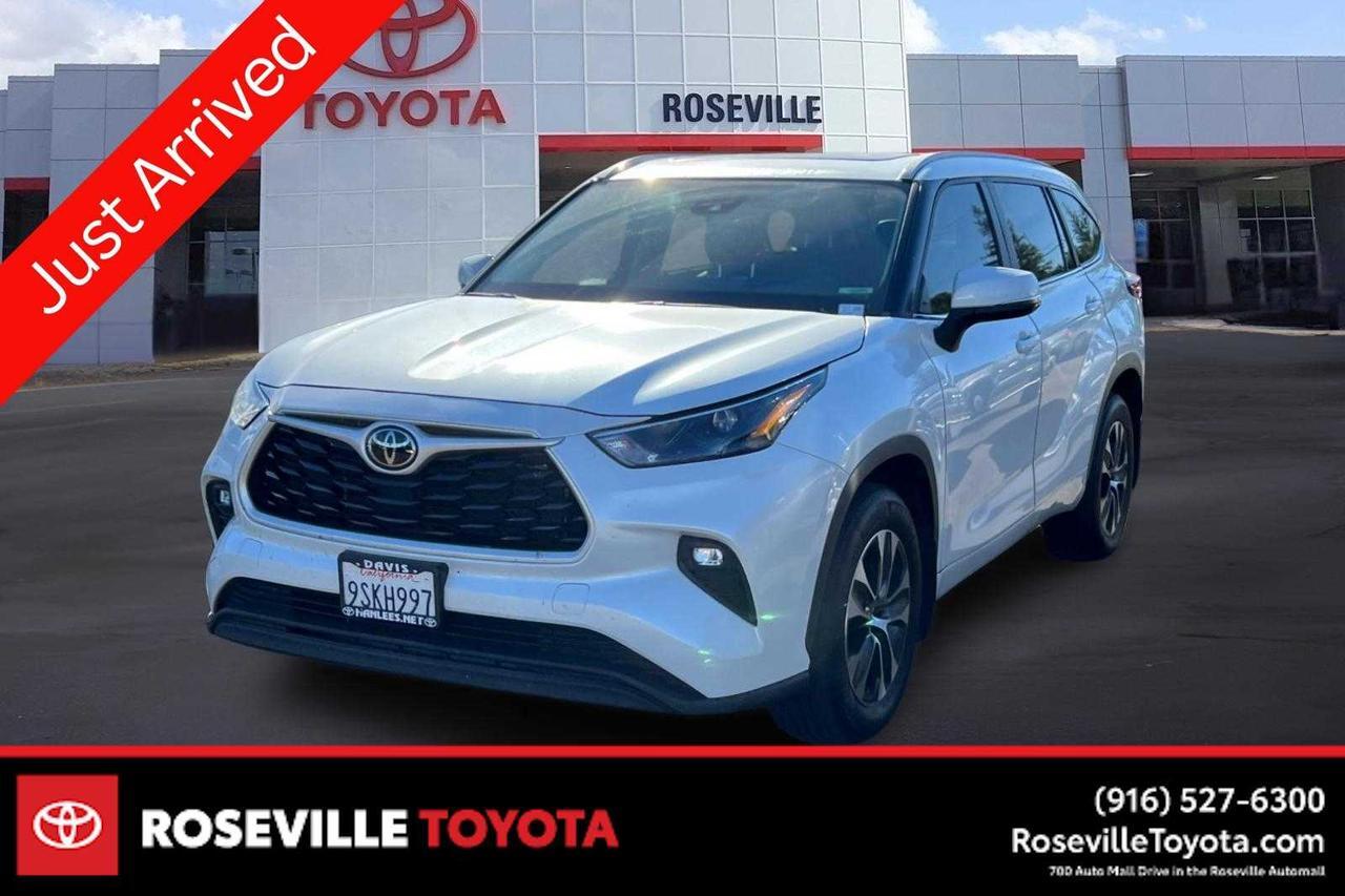 2023 Toyota Highlander XLE
