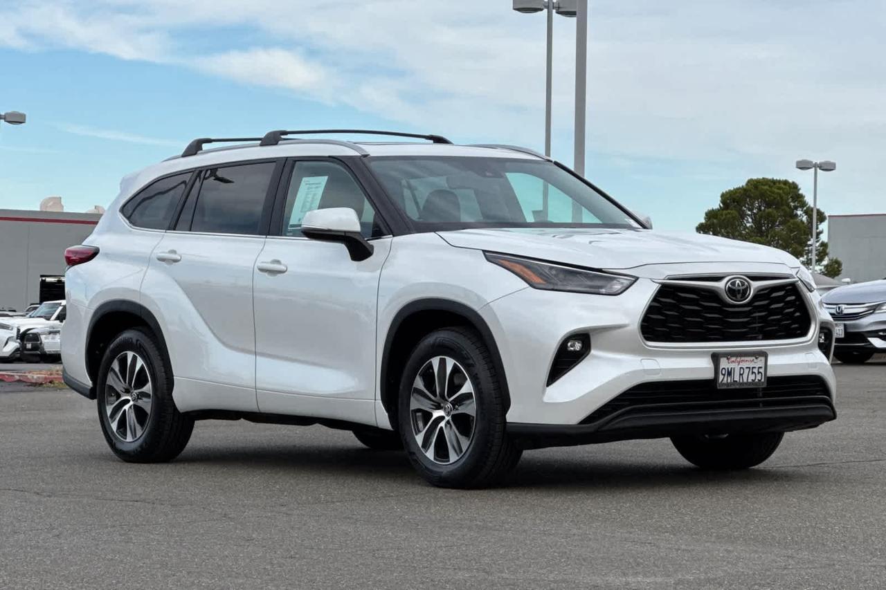 2023 Toyota Highlander XLE Roseville CA