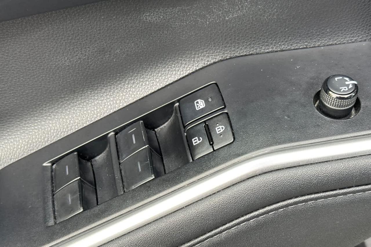 2023 Toyota Highlander XLE Roseville CA