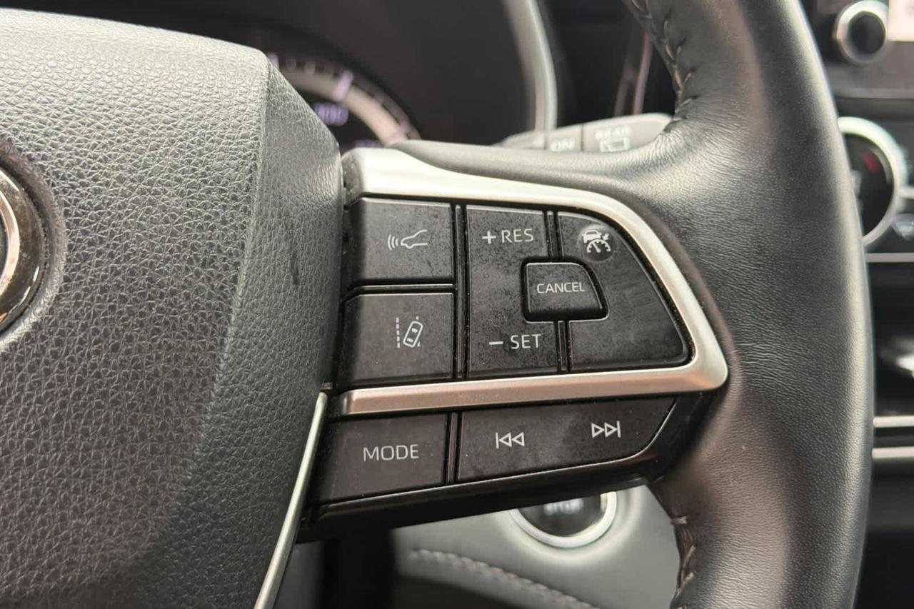 2023 Toyota Highlander XLE Roseville CA