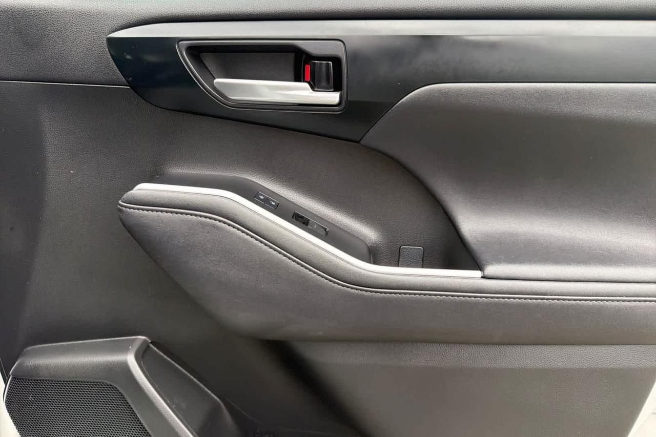 2023 Toyota Highlander XLE Roseville CA