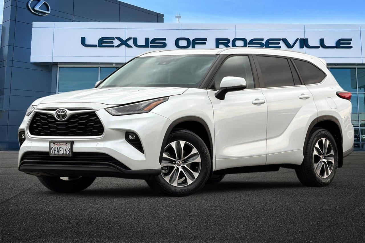 2023 Toyota Highlander XLE