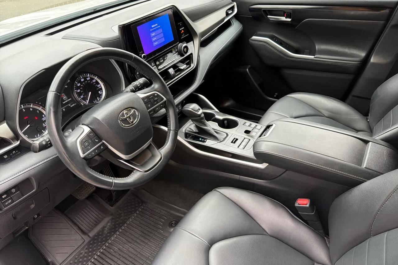 2023 Toyota Highlander XLE Roseville CA