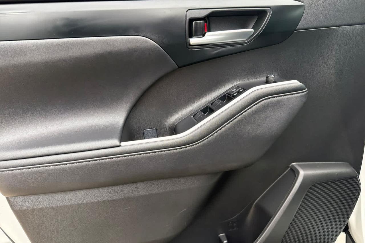 2023 Toyota Highlander XLE Roseville CA