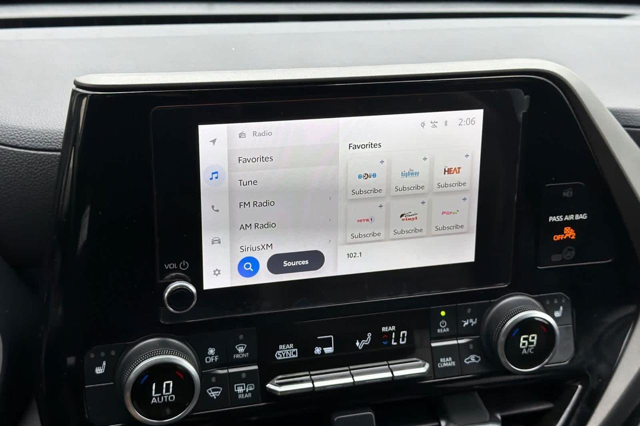 2023 Toyota Highlander XLE Roseville CA