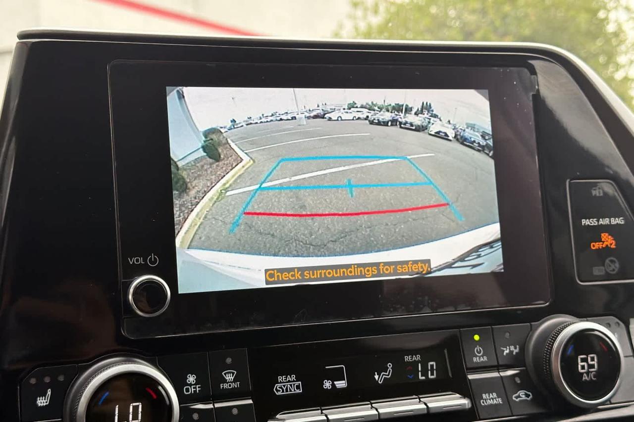 2023 Toyota Highlander XLE Roseville CA