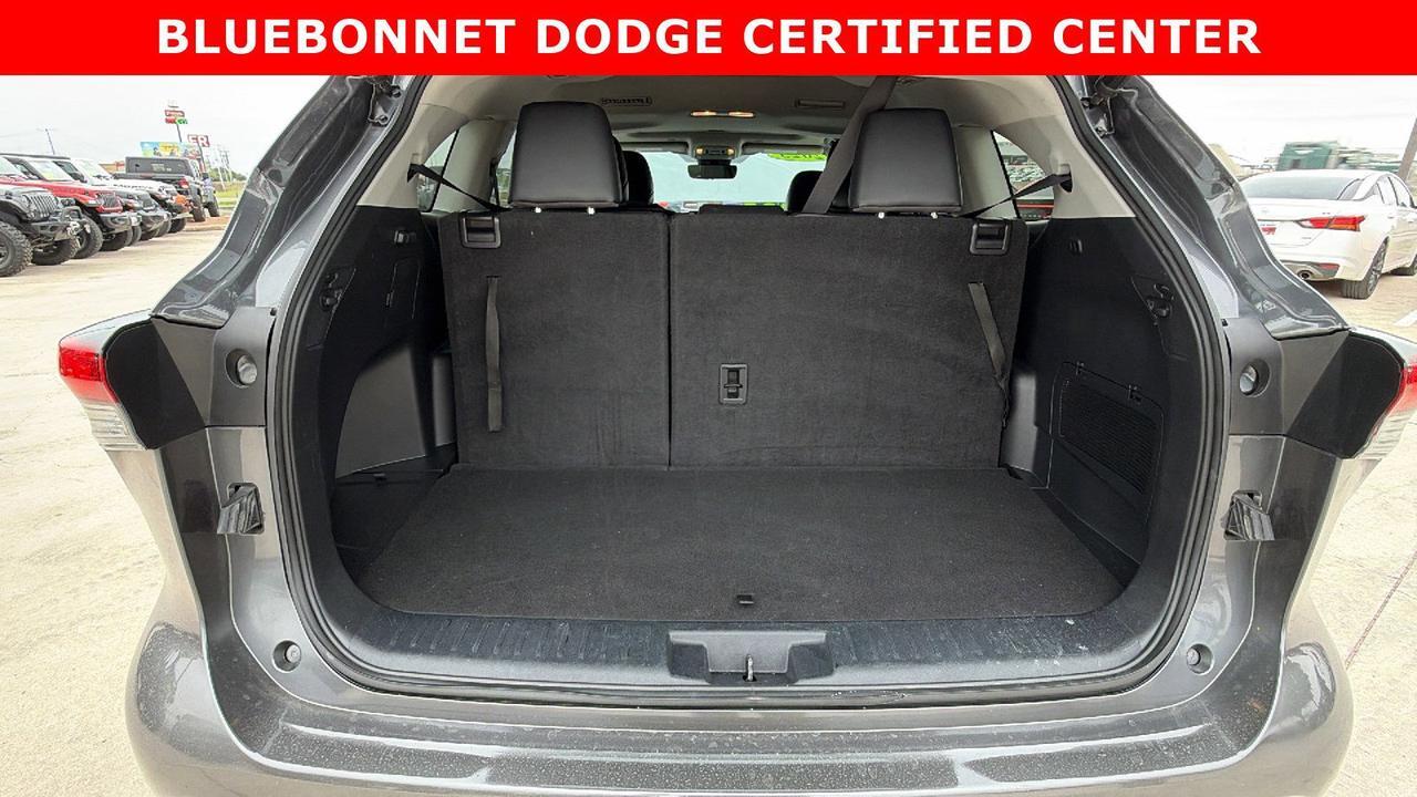 2023 Toyota Highlander XLE New Braunfels TX