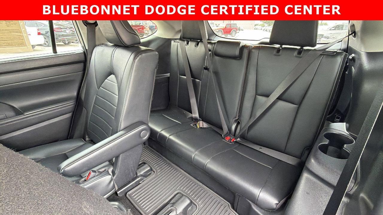 2023 Toyota Highlander XLE New Braunfels TX