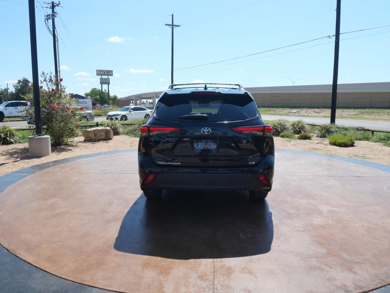 2023 Toyota Highlander XLE