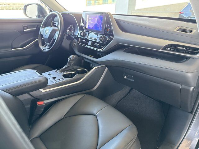 2023 Toyota Highlander XLE San Antonio TX