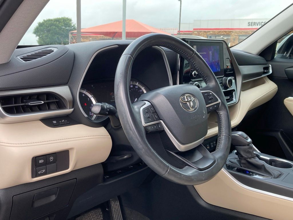 2023 Toyota Highlander XLE San Antonio TX