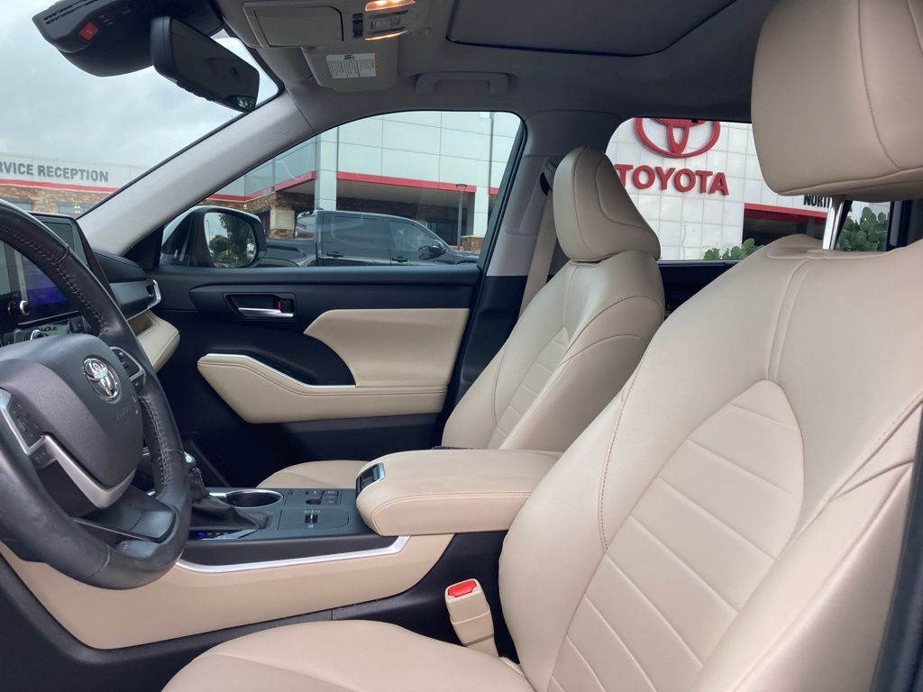 2023 Toyota Highlander XLE San Antonio TX