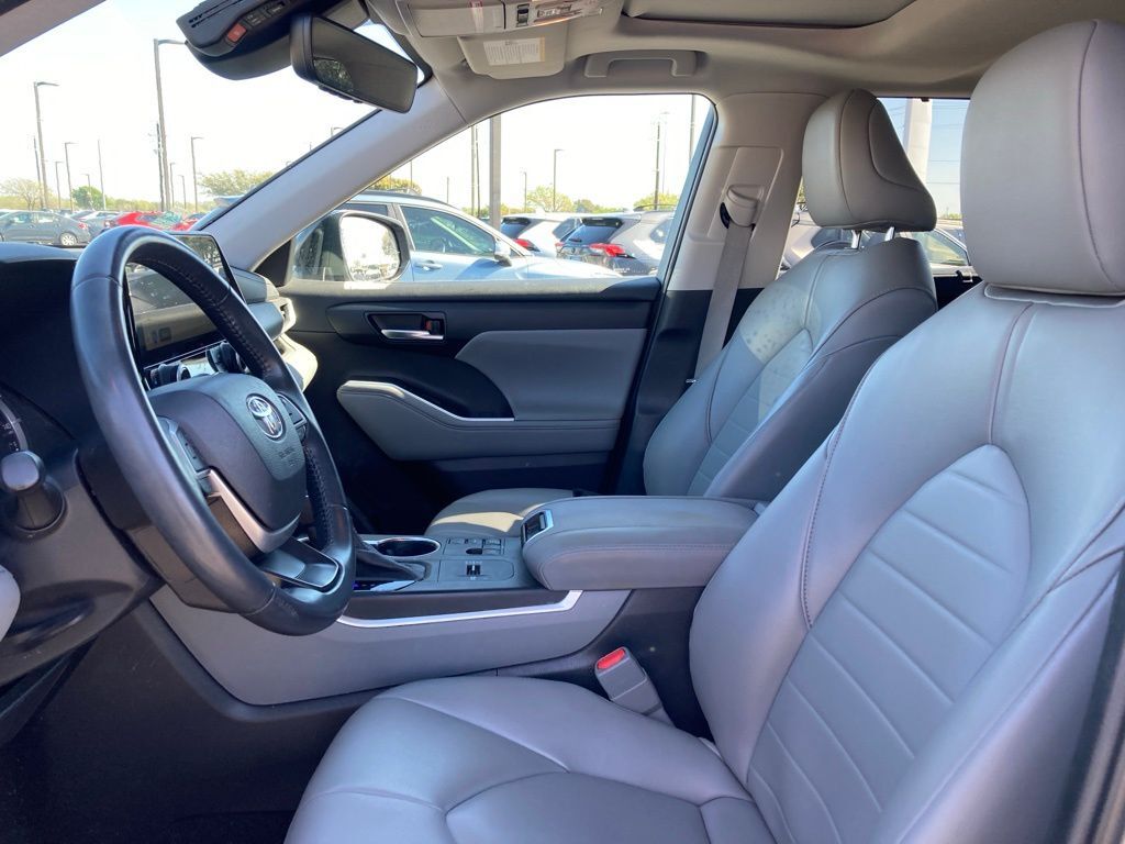 2023 Toyota Highlander XLE San Antonio TX