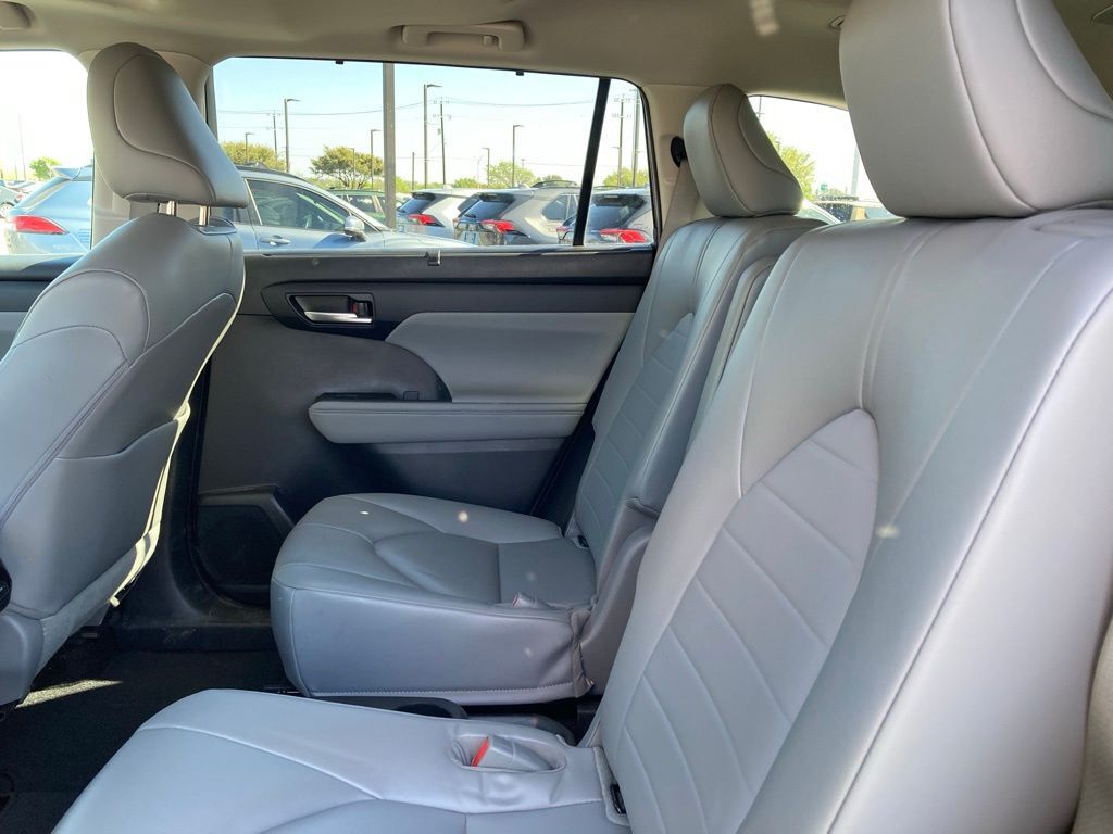 2023 Toyota Highlander XLE San Antonio TX