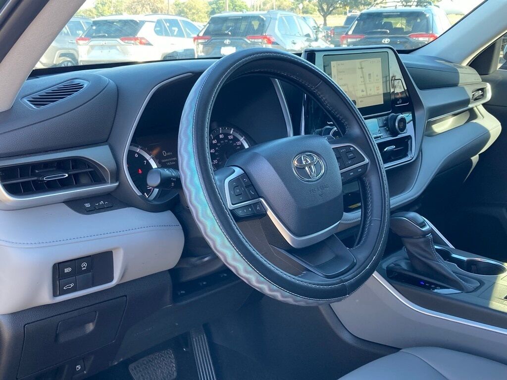 2023 Toyota Highlander XLE San Antonio TX