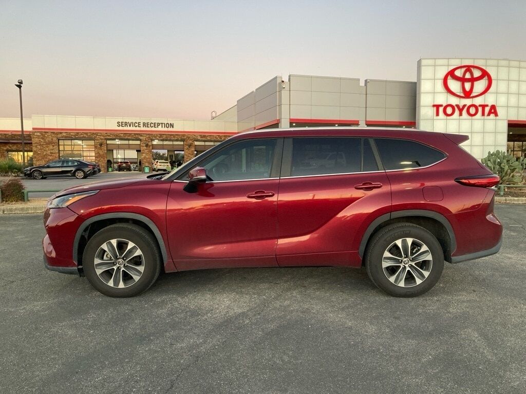 2023 Toyota Highlander XLE San Antonio TX