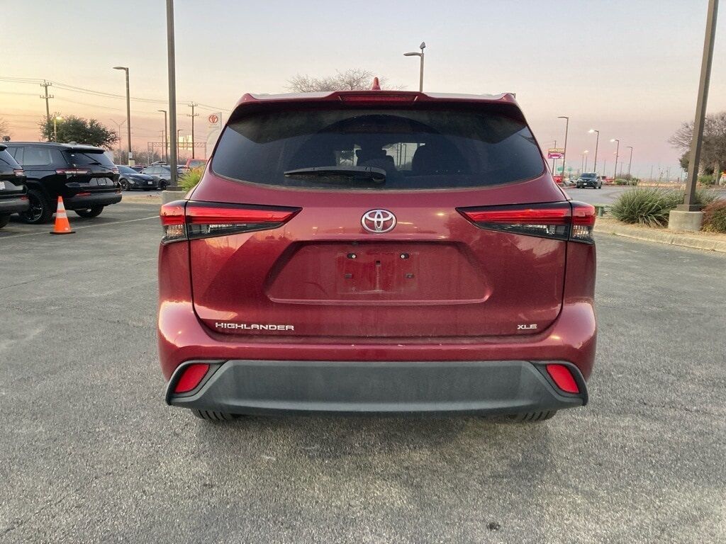 2023 Toyota Highlander XLE San Antonio TX