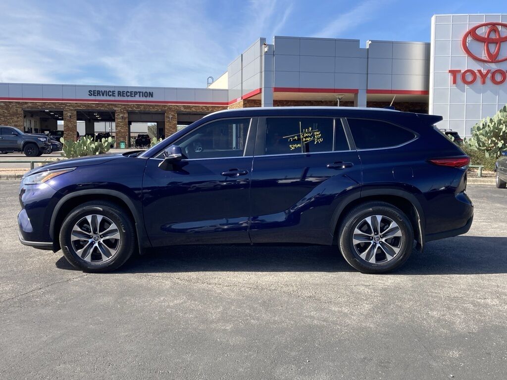 2023 Toyota Highlander XLE San Antonio TX