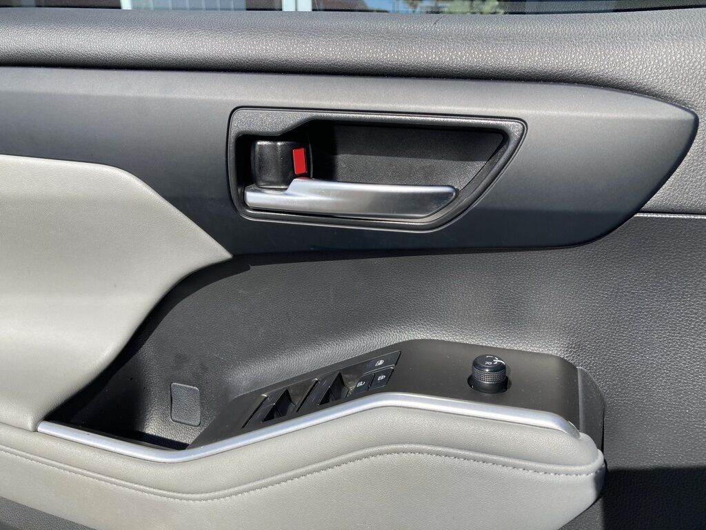 2023 Toyota Highlander XLE San Antonio TX