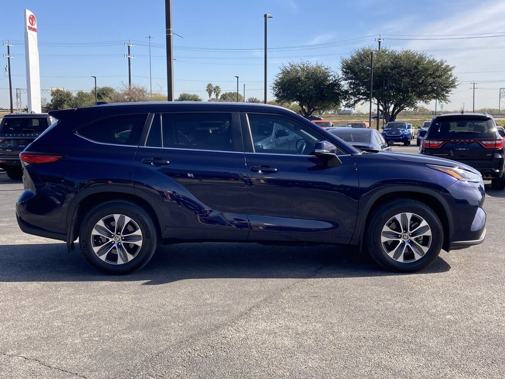 2023 Toyota Highlander XLE San Antonio TX