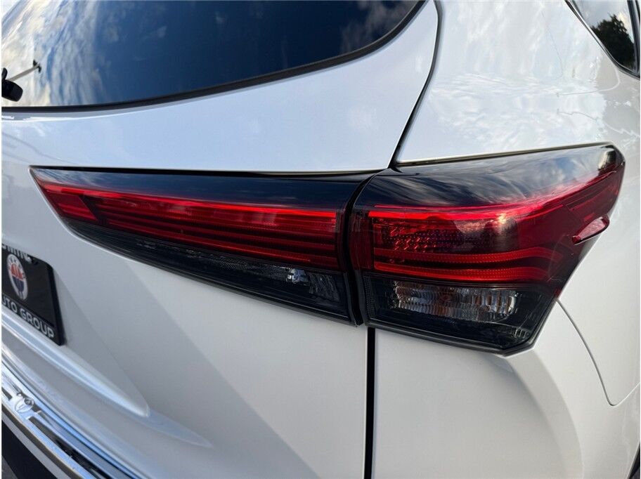 2023 Toyota Highlander XLE Sport Utility 4D Folsom CA