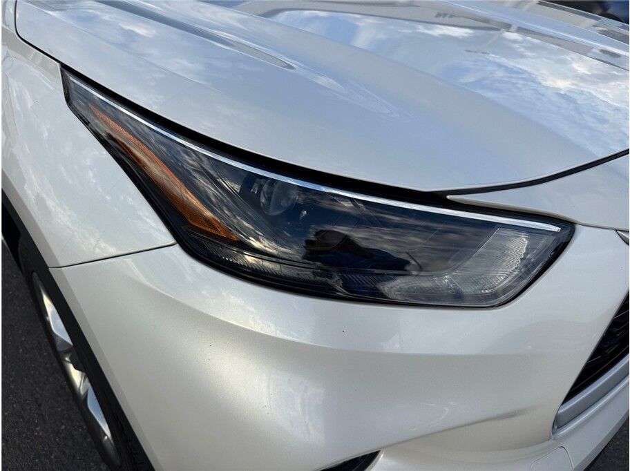 2023 Toyota Highlander XLE Sport Utility 4D Folsom CA