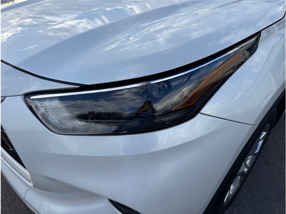 2023 Toyota Highlander XLE Sport Utility 4D Folsom CA