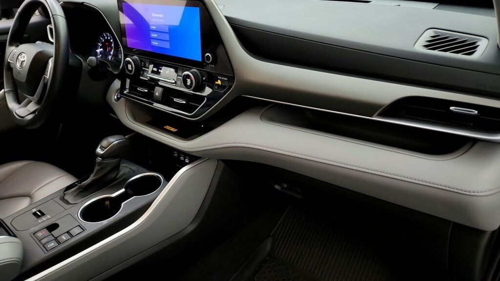 2023 Toyota Highlander XLE Laurel MD