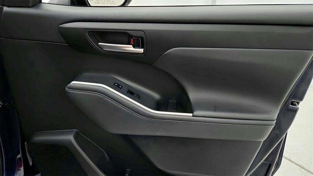 2023 Toyota Highlander XLE Laurel MD