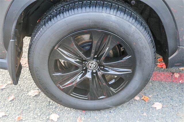 2023 Toyota Highlander XLE Renton WA