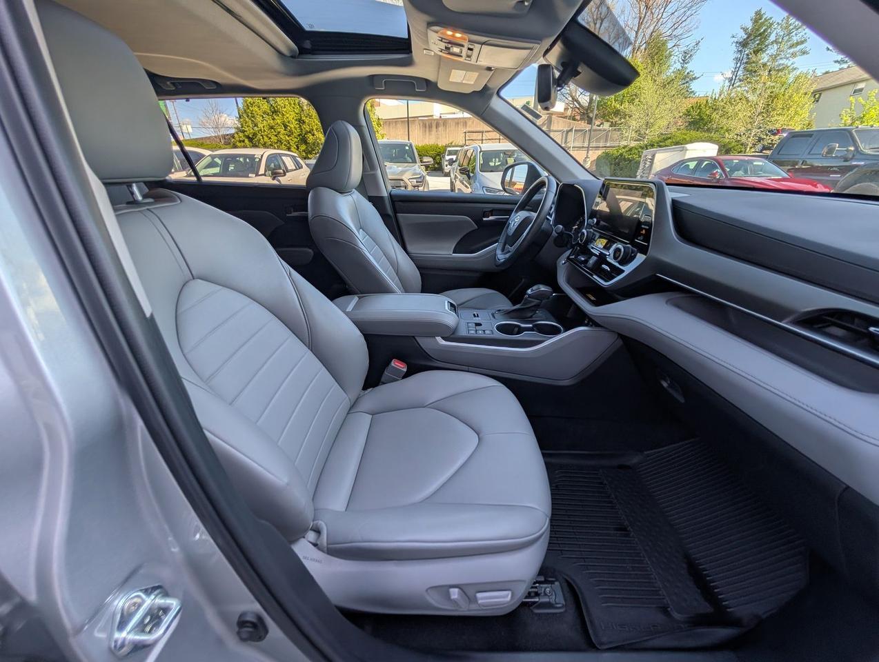 2023 Toyota Highlander XLE Fredericksburg VA