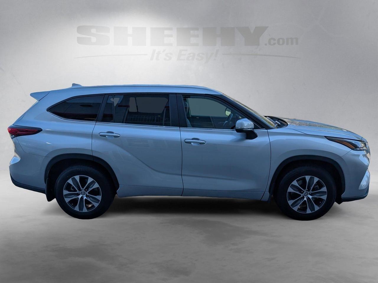 2023 Toyota Highlander XLE Fredericksburg VA