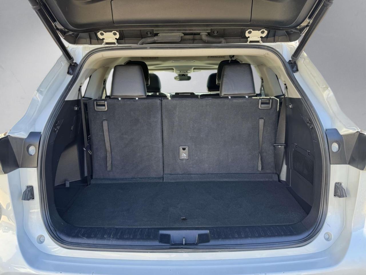 2023 Toyota Highlander XLE Fredericksburg VA