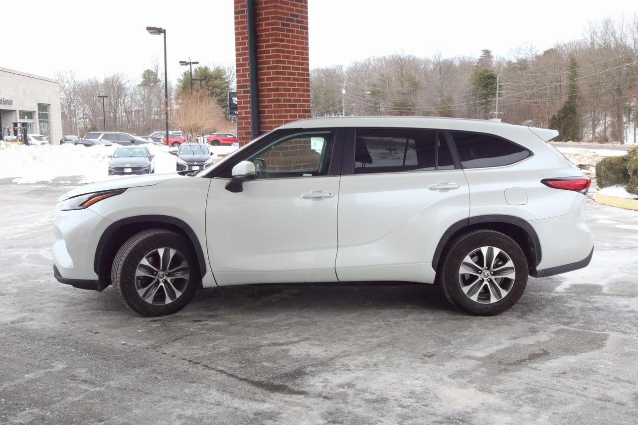 2023 Toyota Highlander XLE Fredericksburg VA