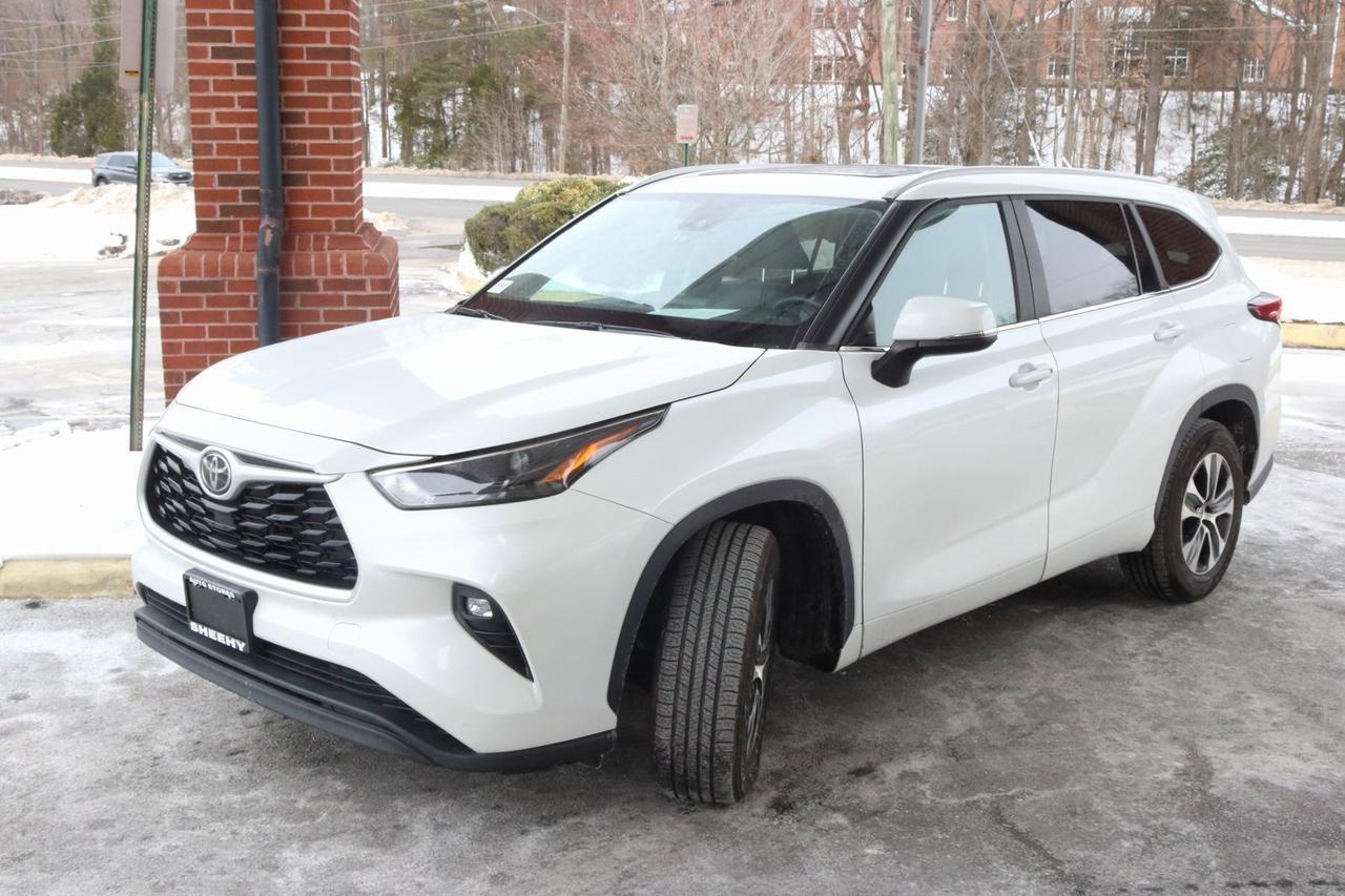 2023 Toyota Highlander XLE Fredericksburg VA