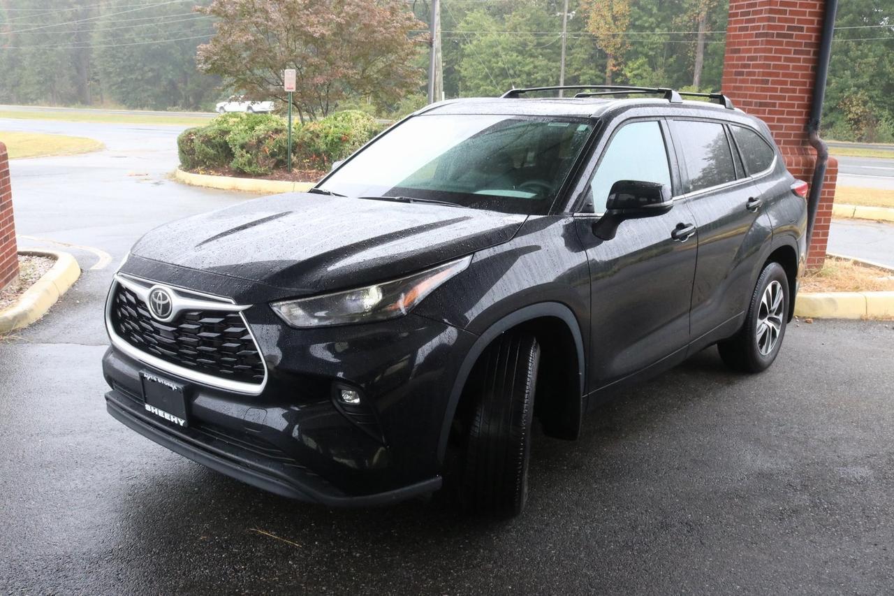 2023 Toyota Highlander XLE Fredericksburg VA