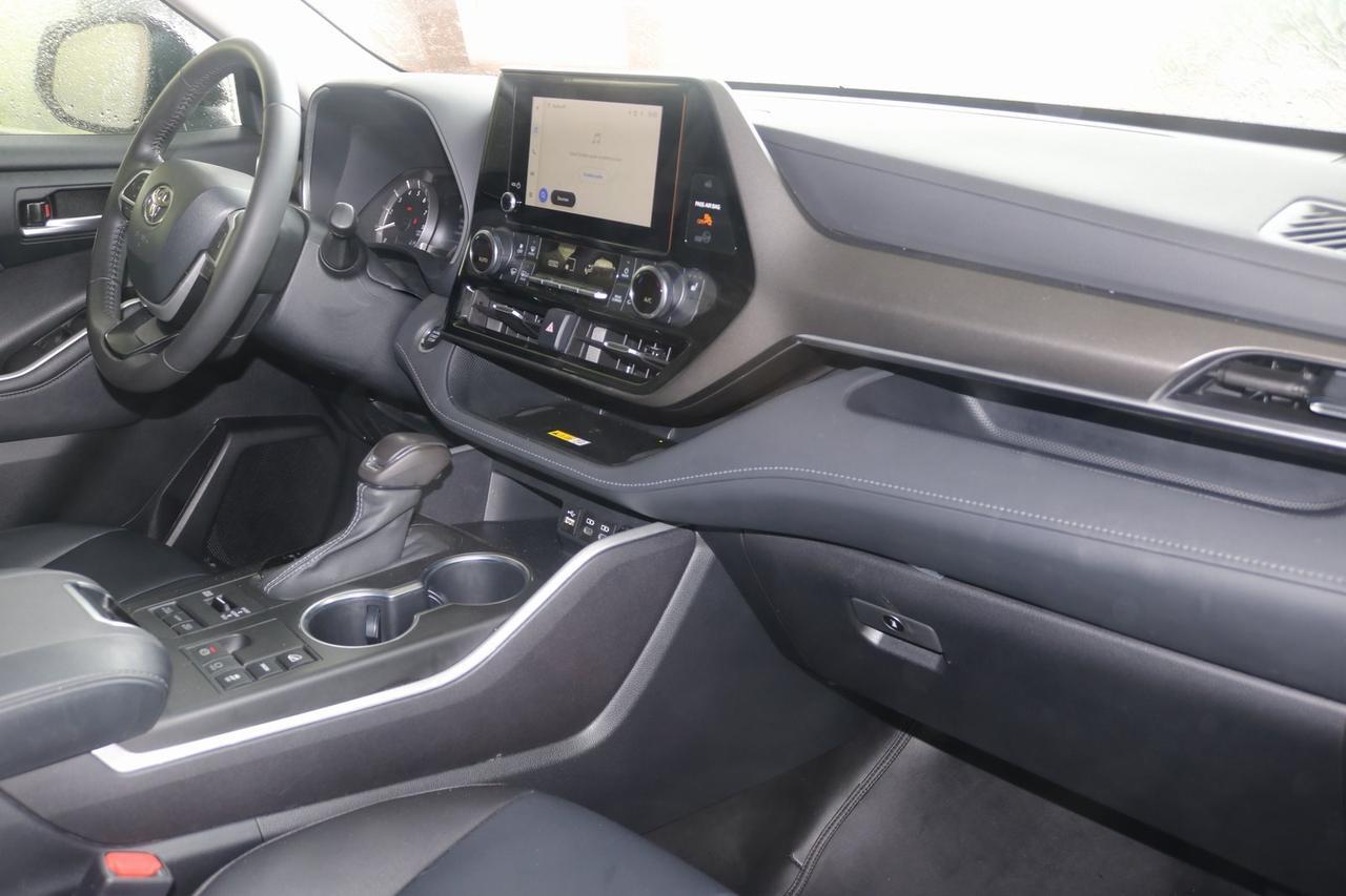 2023 Toyota Highlander XLE Fredericksburg VA
