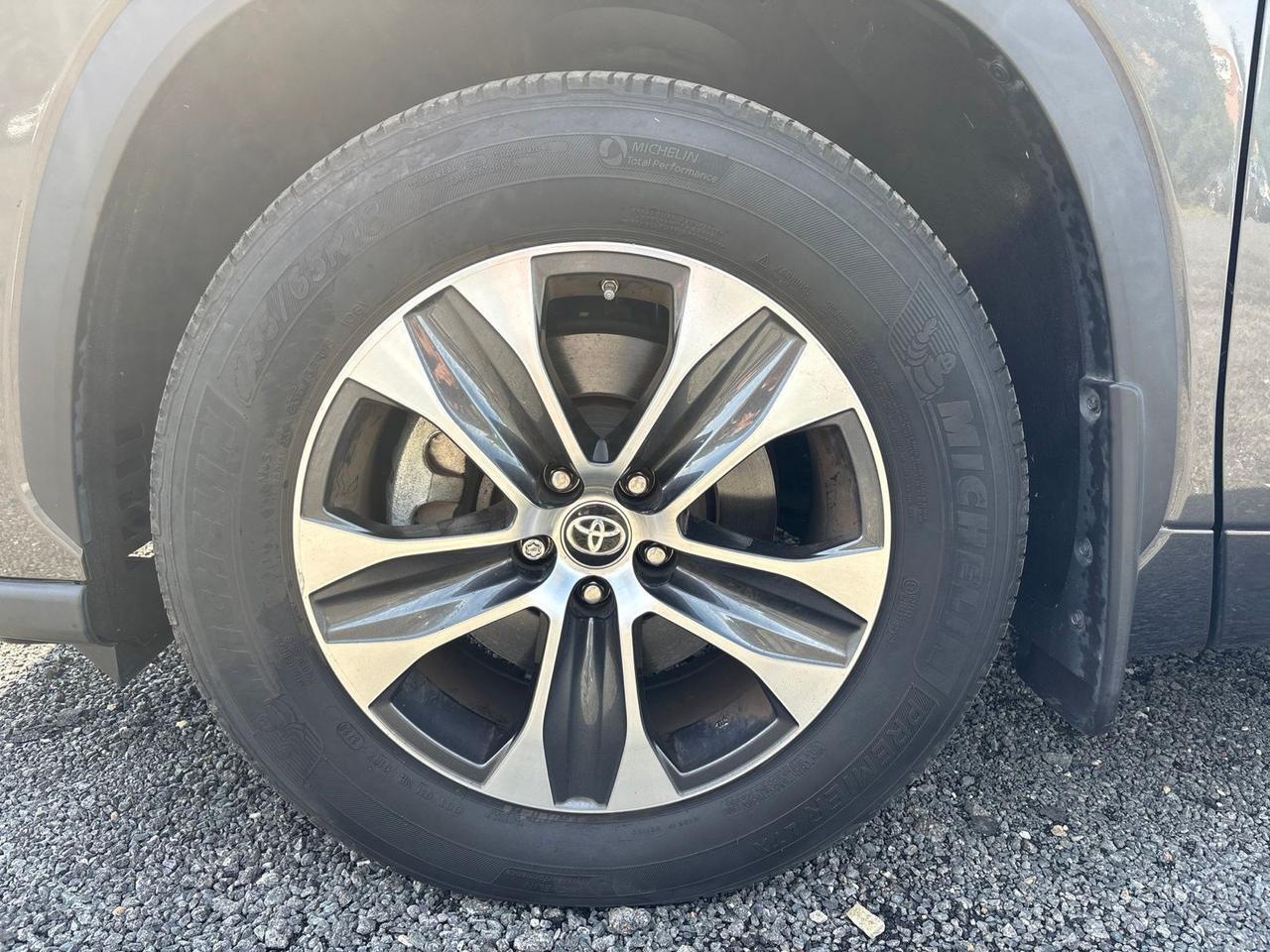2023 Toyota Highlander XLE Fredericksburg VA
