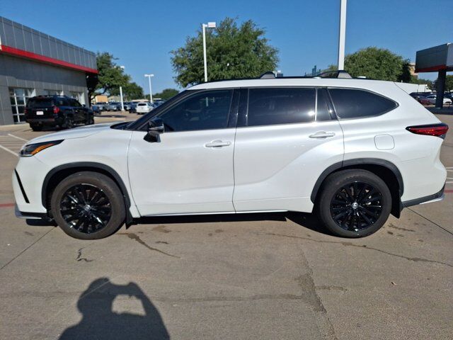 2023 Toyota Highlander XSE Hurst TX