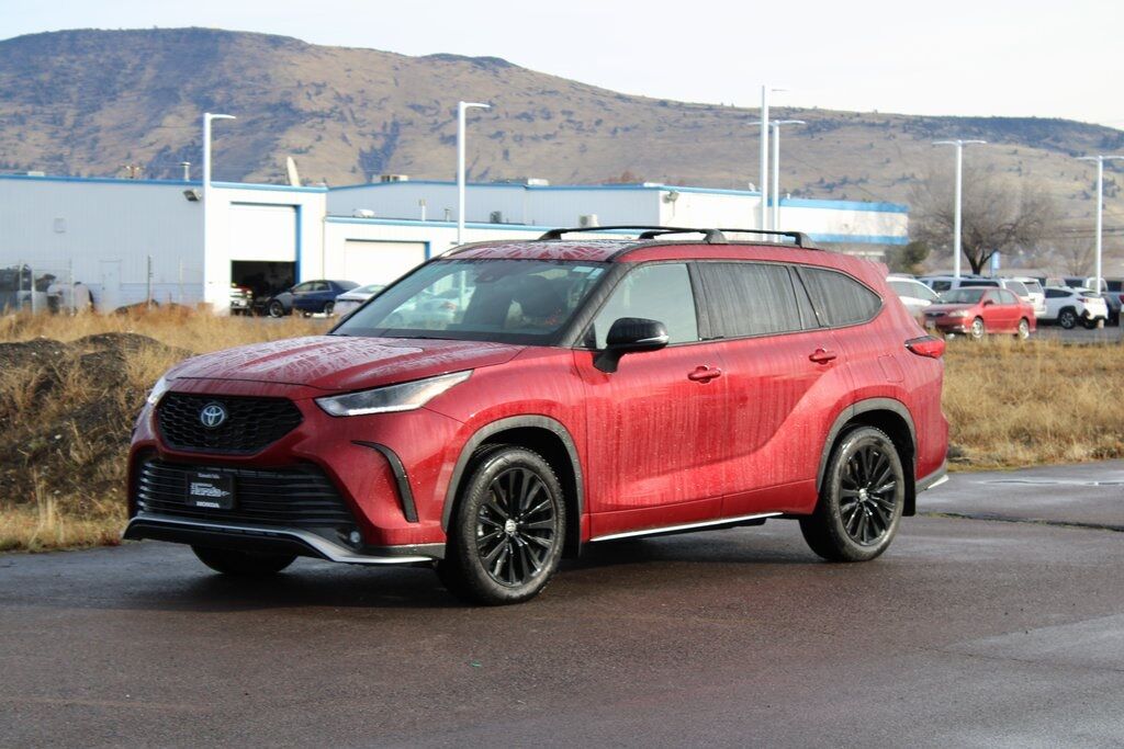 2023 Toyota Highlander XSE Klamath Falls OR